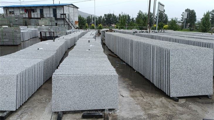 Graniitpõrandaga garaaž