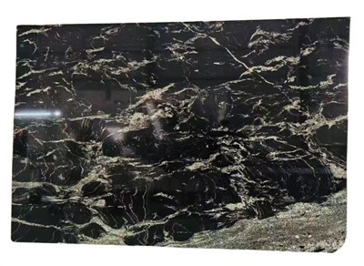 Ainulaadne must graniit looduslike veenidega